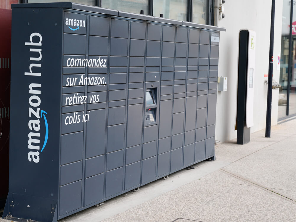 Amazon Hub Locker